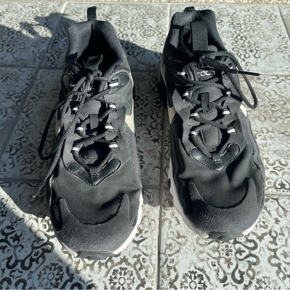 black Nike react 270 - Picture 3 of 5